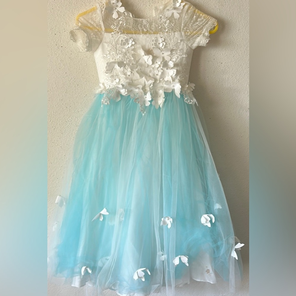 White $Blue Floral Tulle Dress with lace,    Appliqués rhinestones and p…